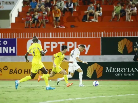 Bình Định 1-0 Quảng Nam: Alisson tỏa sáng: Chủ nhà thắng sít sao