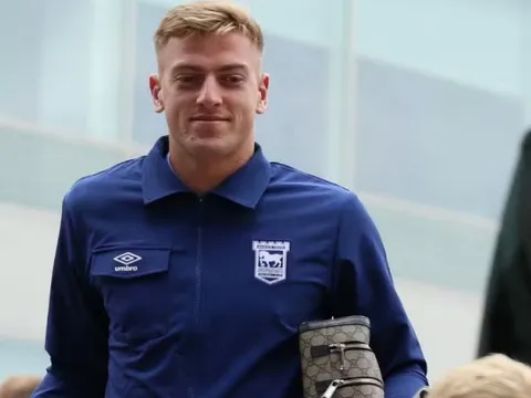 Man City có hối hận khi bán Liam Delap?