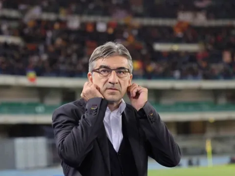 Ivan Juric chỉ trích trọng tài sau thất bại đầy tranh cãi của AS Roma