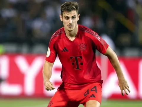 Sacha Boey - Stanisic sẽ tăng cường sức mạnh hàng thủ Bayern Munich