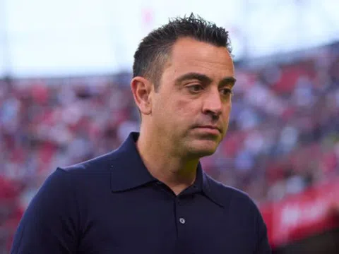 Barca nên thở phào vì không nghe yêu cầu của Xavi