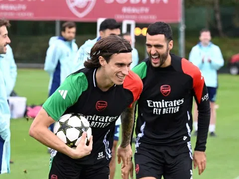 Merino và Tomiyasu sung mãn, Arsenal tự tin chiến PSG