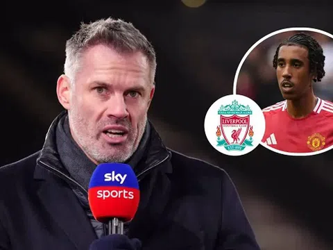 Carragher mừng vì Liverpool không mua Leny Yoro