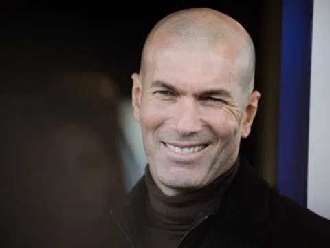 CĐV Quỷ đỏ có lựa chọn Zidane nếu Ten Hag ra đi?