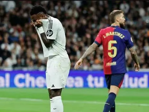 Real Madrid đối mặt nguy cơ bị Barcelona bỏ xa 9 điểm