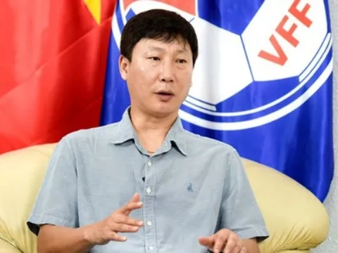 HLV Kim Sang Sik triệu tập 30 cầu thủ cho ĐT Việt Nam chuẩn bị AFF Cup 2024