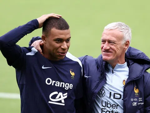 Deschamps thông cảm với Mbappe