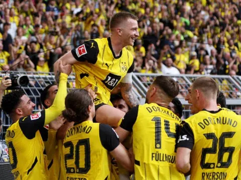 Reus lập siêu phẩm, Dortmund hướng tới Champions League với chiến thắng đậm
