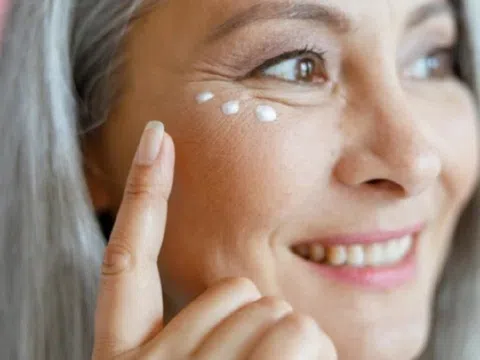 4 tips cơ bản giúp ngăn ngừa nếp nhăn vùng da mắt và xử lý quầng thâm nhanh gọn lẹ