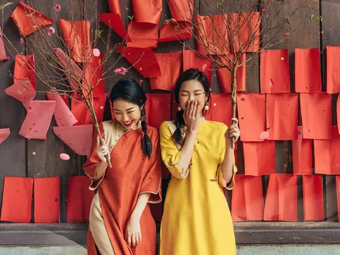 7 mẹo cơ bản giúp nàng "nấm lùn" chọn được kiểu áo dài tôn dáng ngày Tết
