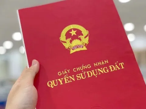 Từ 1/1/2025, không còn Sổ Đỏ hộ gia đình: 9 trường hợp cần đi cấp đổi lại Giấy chứng nhận quyền sử dụng đất