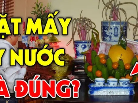 Đặt chén nước cúng trên bàn thờ: Nên để 3 chén hay 5 chén nước mới đúng?