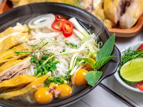 Cách làm phở gà ngon tại nhà: Ăn 1 lần nhớ mãi