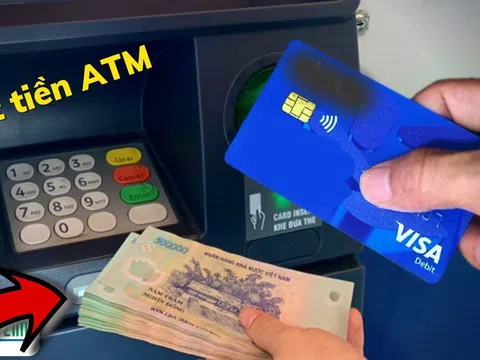 Hạn mức rút tiền khi dùng thẻ ATM thay đổi: Người dân được rút tối đa bao nhiêu tiền/ngày?