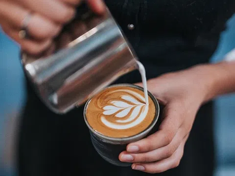 Cách pha Café Latte thật quá đơn