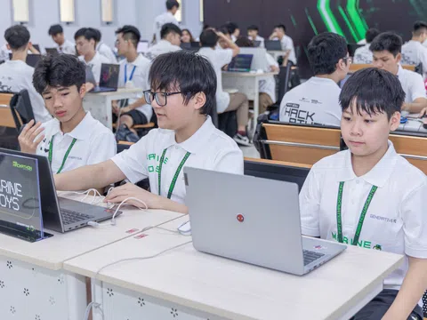 Chung kết FPT Edu Hackathon 2024 tranh tài AI từ tiểu học tới đại học