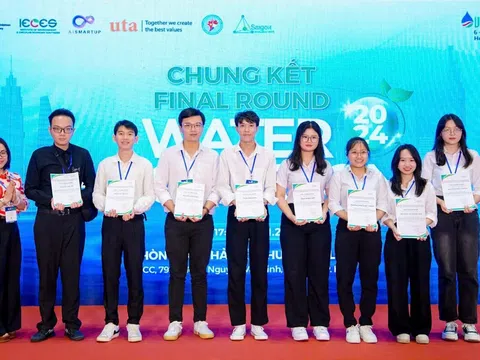 Thiết bị lọc nước cho người vùng lũ của sinh viên HUTECH được vinh danh tại Water Hackathon 2024