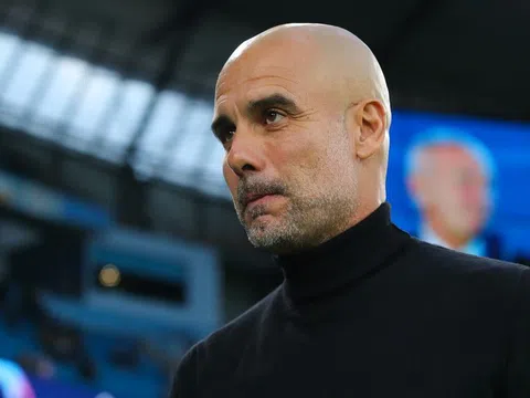 Pep Guardiola tiếc nuối vô cùng vì Man City không thắng đội 'nhược tiểu'