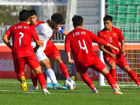 Đội trưởng U20 Iran lấy làm tiếc cho U20 Việt Nam