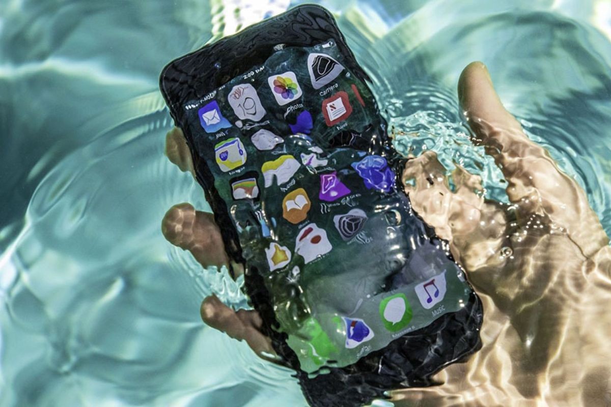 Khả năng chống nước kém khi iphone đã được độ vỏ
