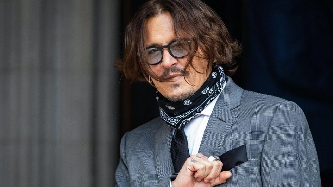 Johnny Depp với tên đầy đủ là John Christopher Depp II