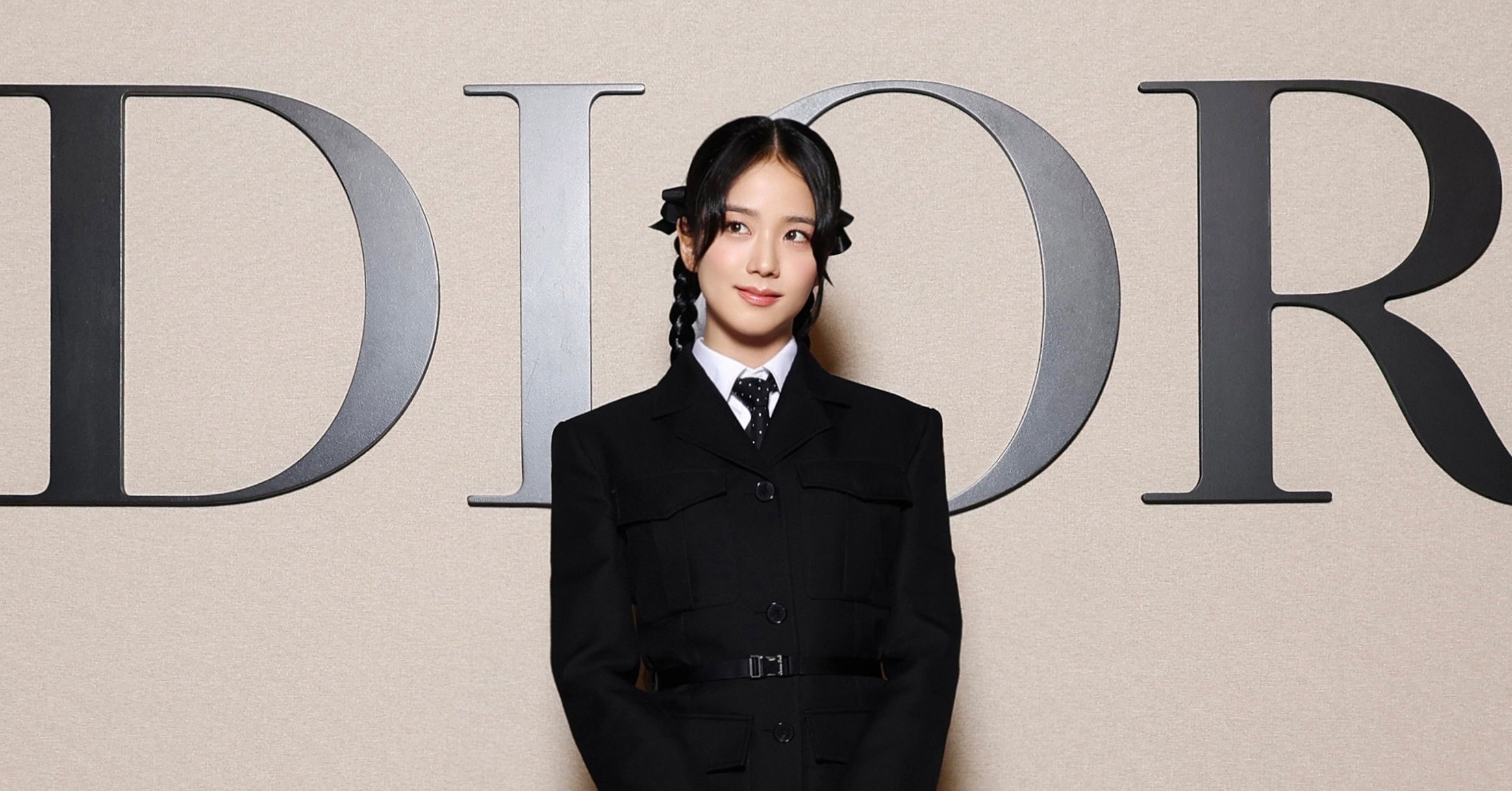 Jisoo được mệnh danh là “công chúa Dior” khi nhận được những ưu ái mà không phải nghệ sĩ nào cũng có được