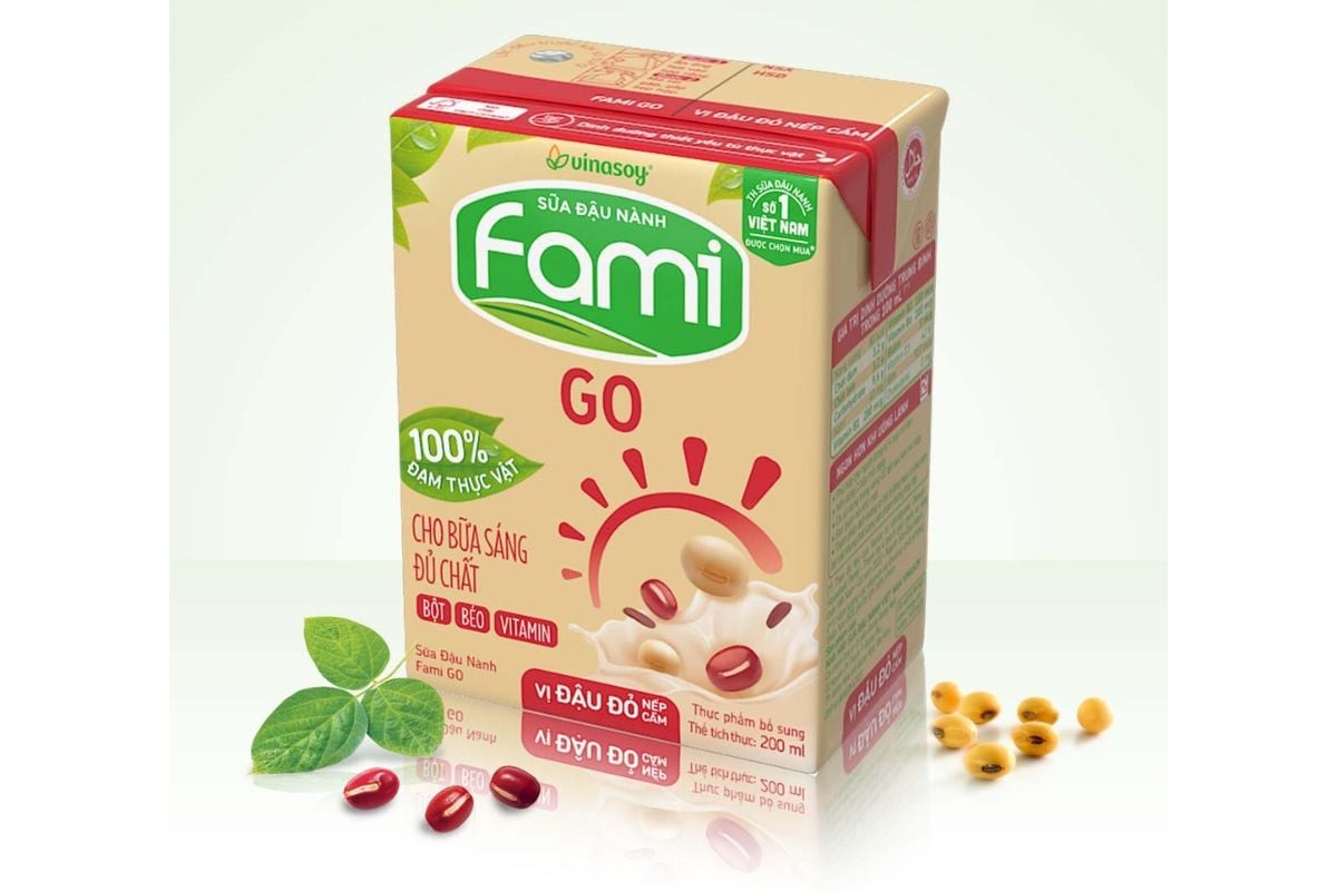 Sữa đậu nành Fami Go ngọt thơm với đậu đỏ nếp cẩm và mè đen nếp cẩm