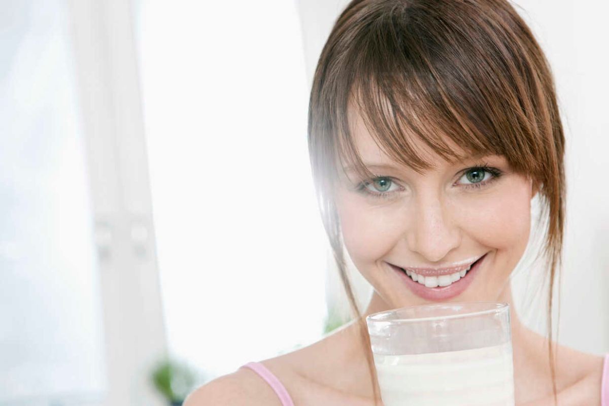 Sữa đậu nành giúp phụ nữ ngăn ngừa bệnh tật và chống lão hoá