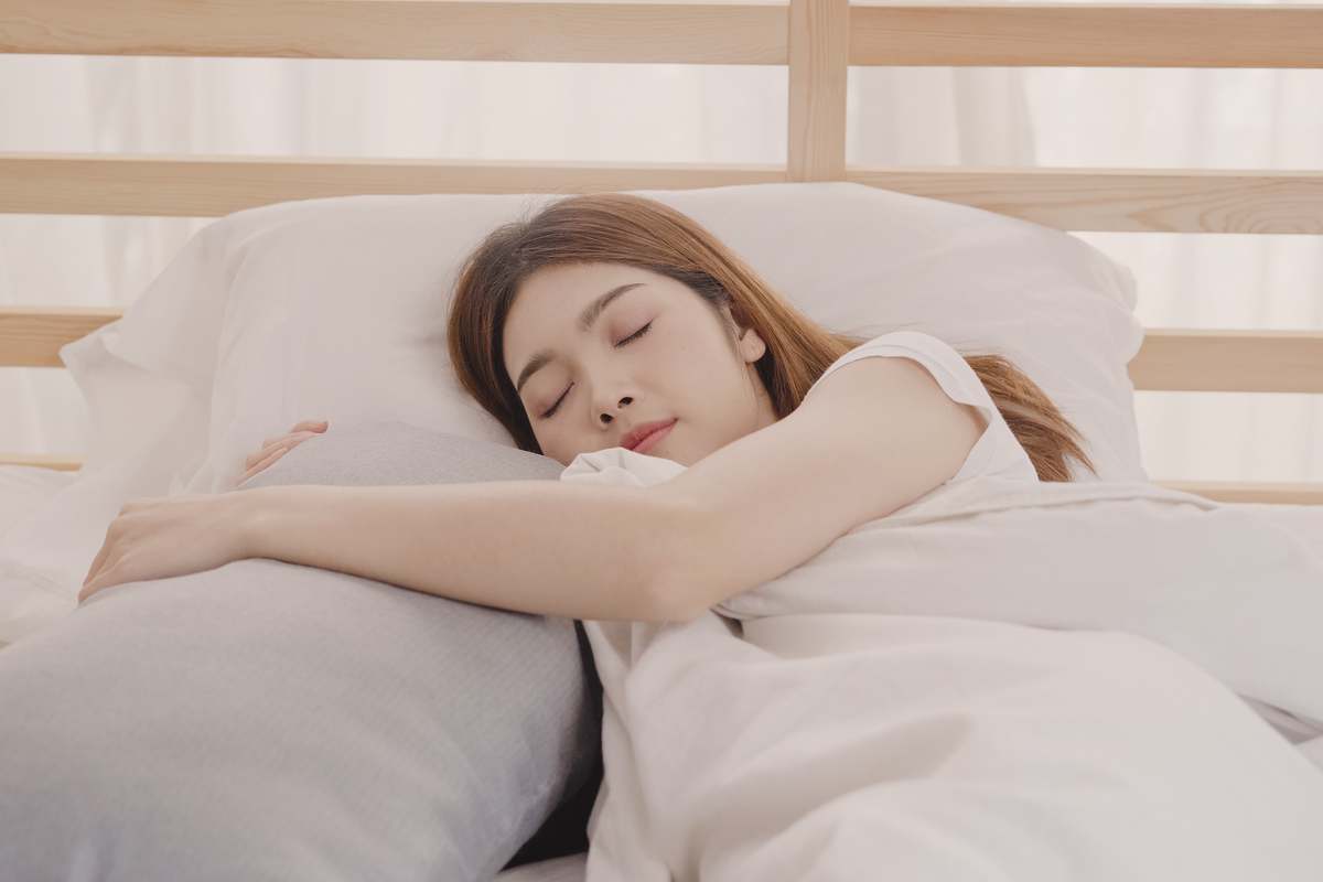 Sử dụng lá ổi trước khi đi ngủ giúp bạn có giấc ngủ ngon và thoải mái hơn.