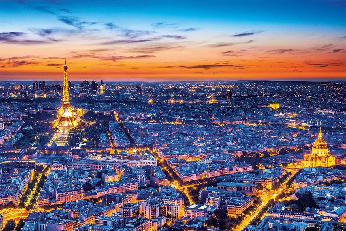 Paris được ví là kinh đô ánh sáng của châu Âu