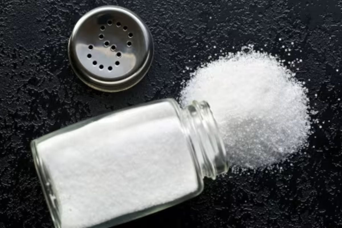 Sử dụng muối ăn để trị thâm kim