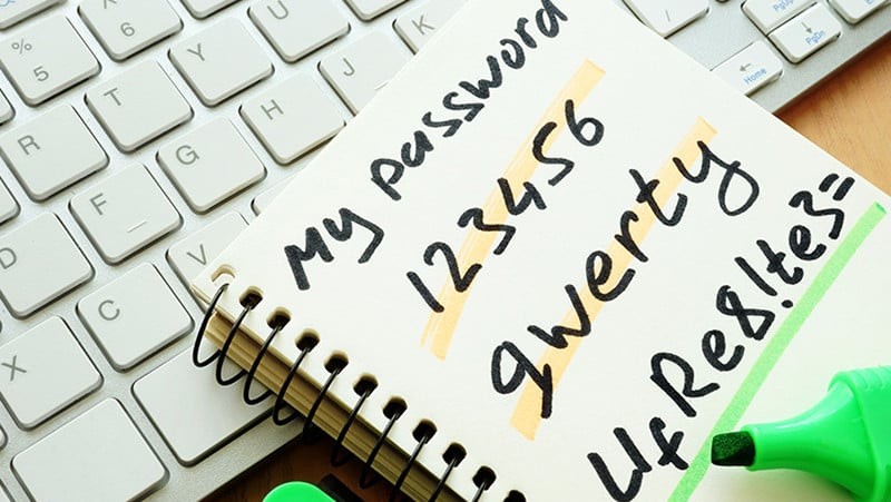 Tránh sử dụng các mật khẩu quá đơn giản hoặc dễ đoán như "123456"