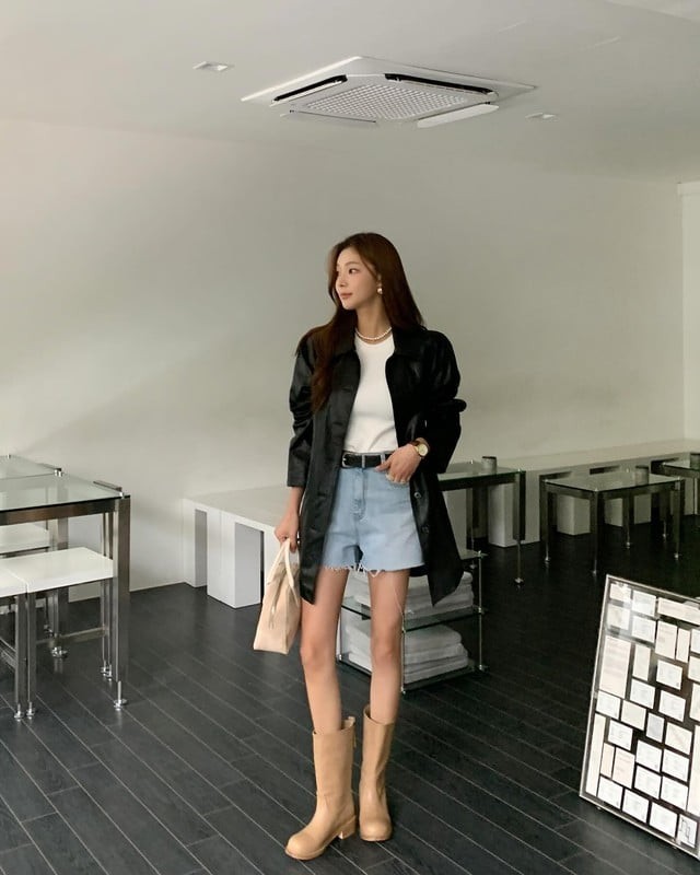 Phong cách cá tính và bụi bặm sẽ rất phù hợp với sự kết hợp này.