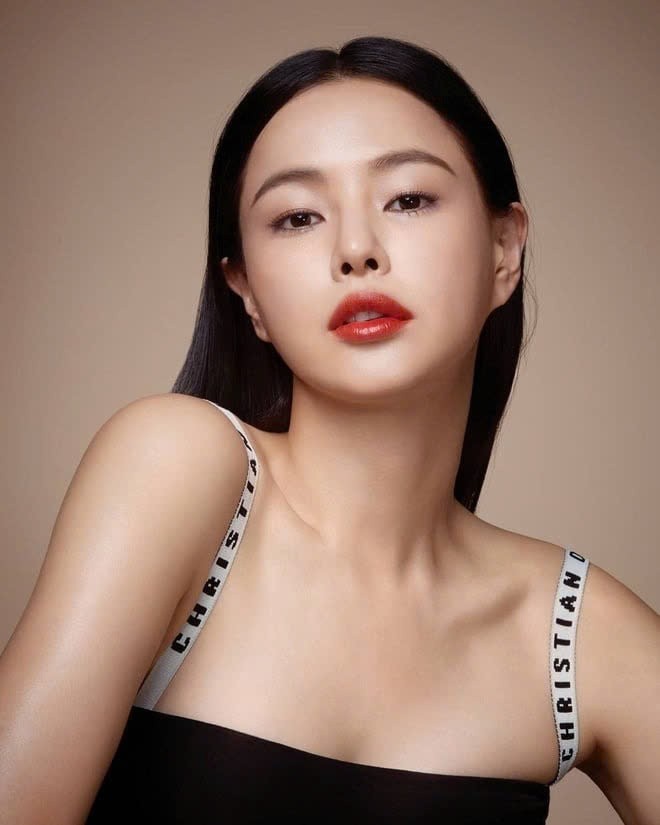 Honey Lee