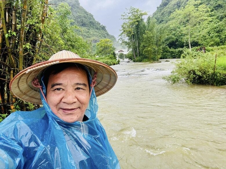 nsut-quang-teo-song-trong-biet-thu-1000m2-dep-nhu-lau-dai-so-huu-9-chiec-xe-hoi-nhung-van-no-ngan-ha-9-9-n-1740132690-511-width780height585