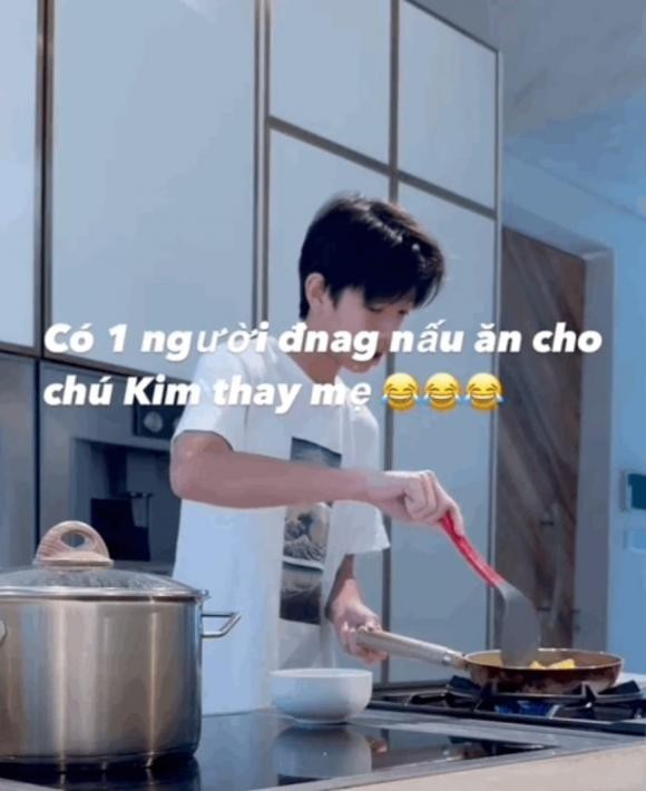 Con trai Hồ Ngọc Hà có hành động đặc biệt dành cho Kim Lý