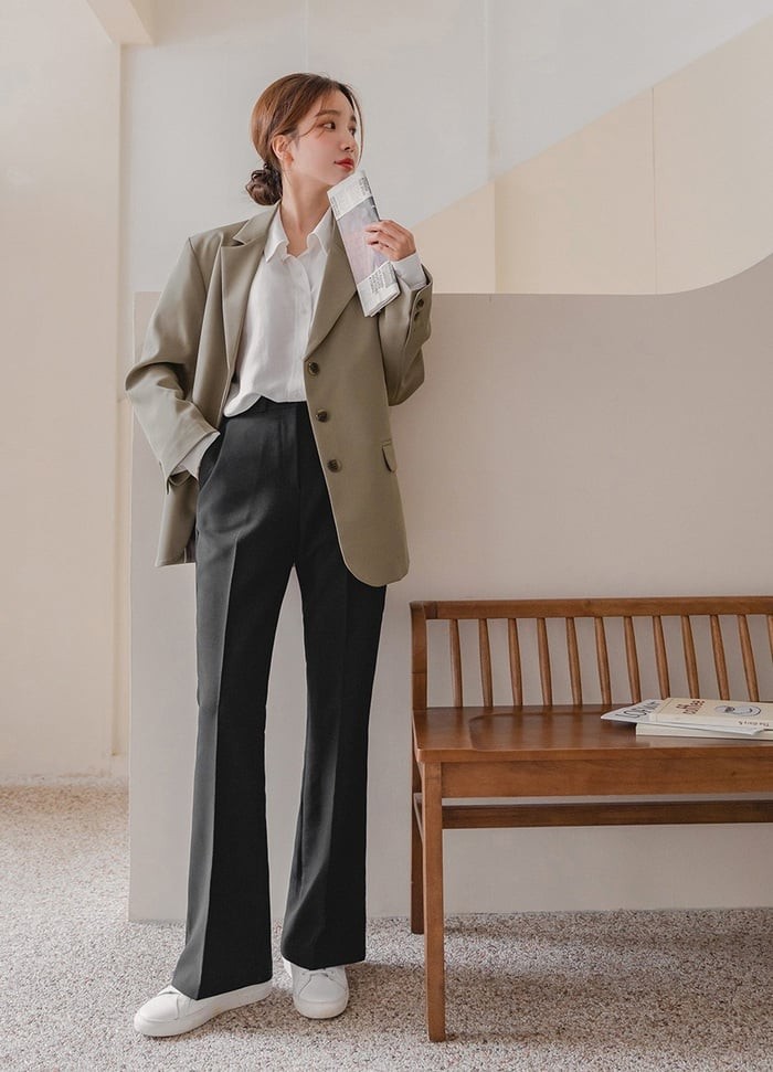 Áo sơ mi kết hợp blazer – Vẻ đẹp thanh lịch và trưởng thành