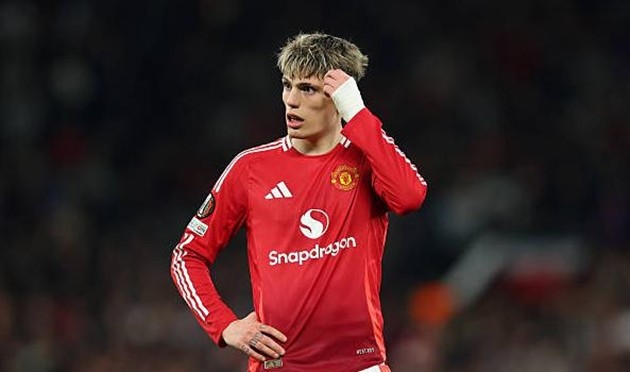 Manchester United cần nhiều hơn ở Alejandro Garnacho.