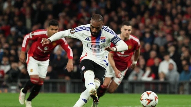 Casemiro thể hiện đẳng cấp đúng lúc MU cần nhất.