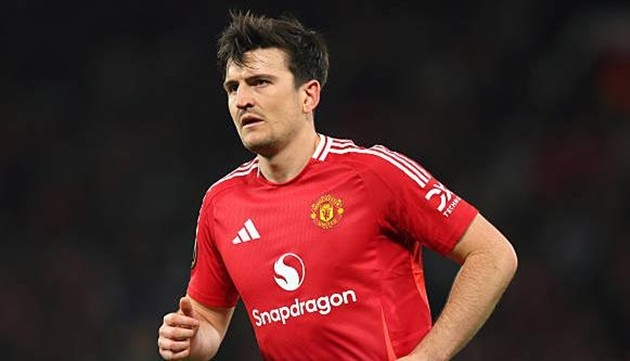 Harry Maguire giúp Manchester United giành vé vào bán kết Europa League.