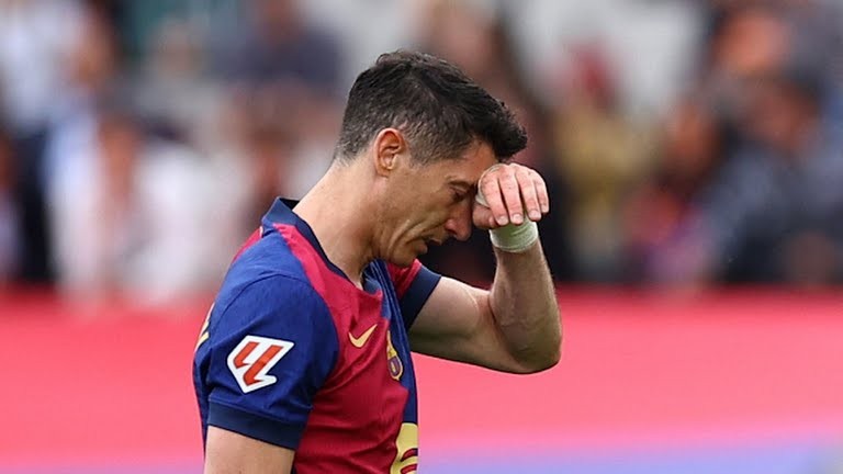 Lewandowski mang đến nỗi lo cho Barca.