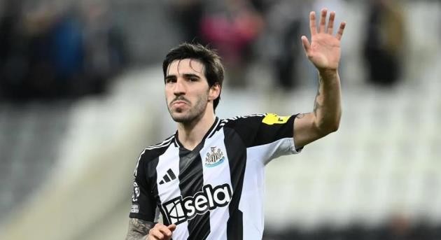 Sandro Tonali có trận đấu dưới sức.