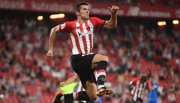Vivian lọt vào tầm ngắm của ban lãnh đạo Real Madrid.