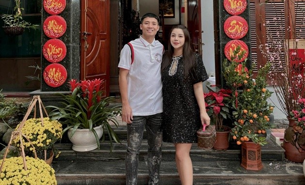 Tiến Dũng và vợ hạnh phúc