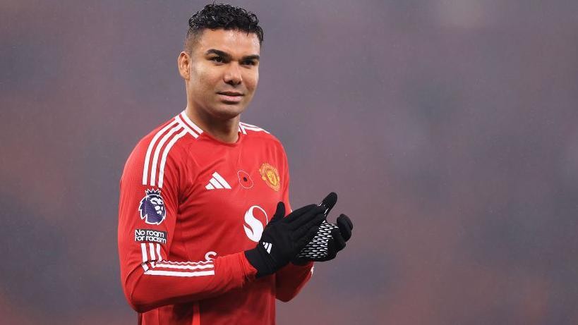 Casemiro sa sút ở MU.