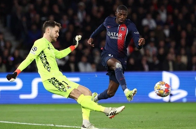 Dembele vẫn là ngòi nổ quan trọng của PSG.