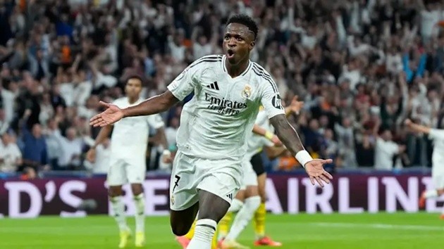 Vinicius lĩnh xướng hàng công của Real