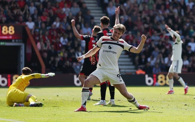 Hojlund gỡ hòa cho Man Utd