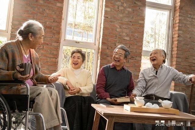 Dù lớn lên cùng một mái nhà, mỗi anh chị em khi trưởng thành sẽ tự định hình con đường riêng cho mình.