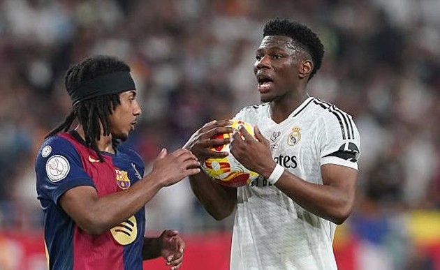 Barcelona tỏ ra điềm tĩnh hơn Real Madrid trong trận chung kết Copa del Rey.